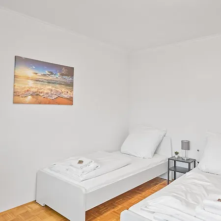 Home2Stay Apartmenthaus Deggendorf Wifi Smart Tv Parking*** Buitenkant foto